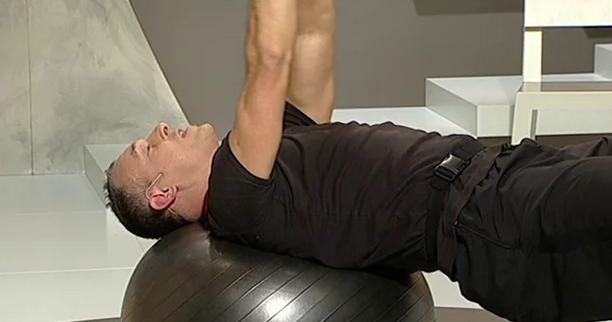 Ejercicios de espalda: tonifica y fortalece los músculos desde casa