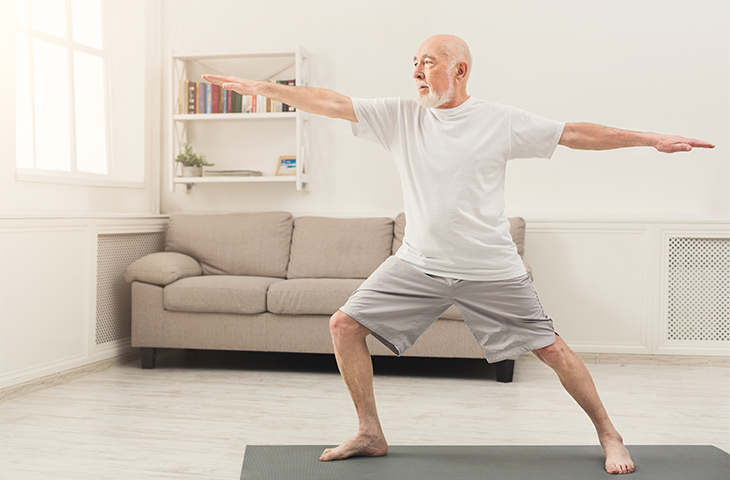 Posturas de yoga para reducir el abdomen