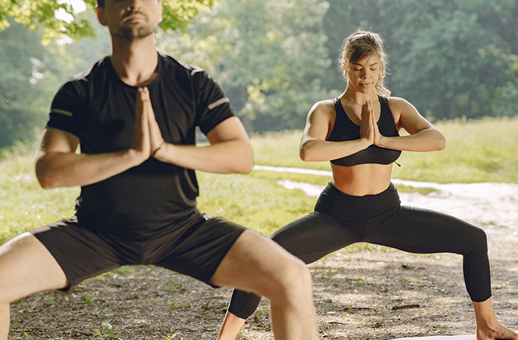 yoga para ganar fuerza